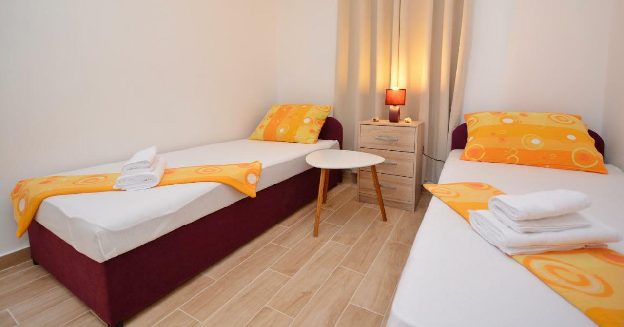 Apartmani Cesarec Basina المظهر الخارجي الصورة